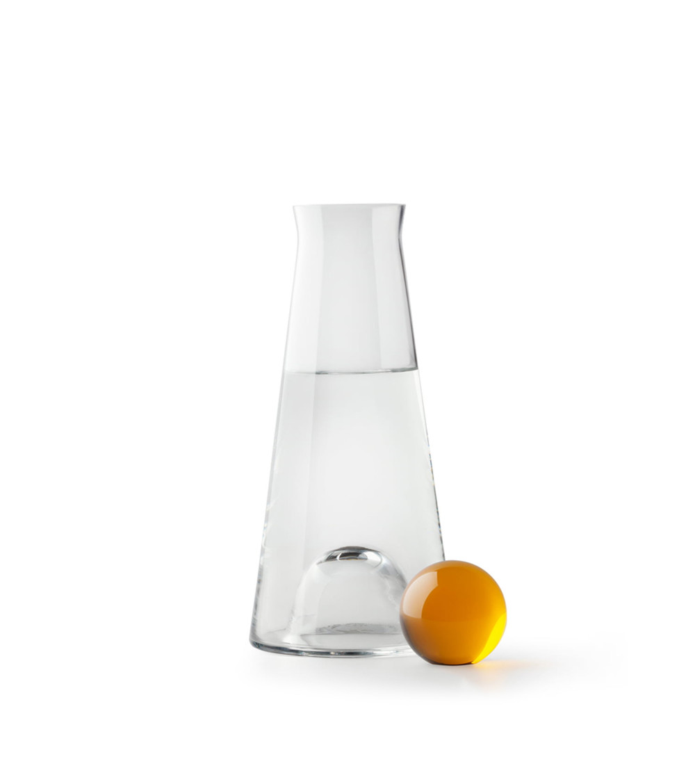 Caraffa Fia di Design House Stockholm della designer Nina Jobs