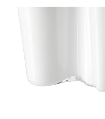Vaso in vetro altezza 160mm di iittala. Design Alvar Aalto.