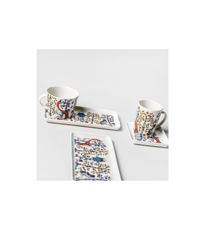 White rectangular taika plate. Designer Klaus Haapaniemi