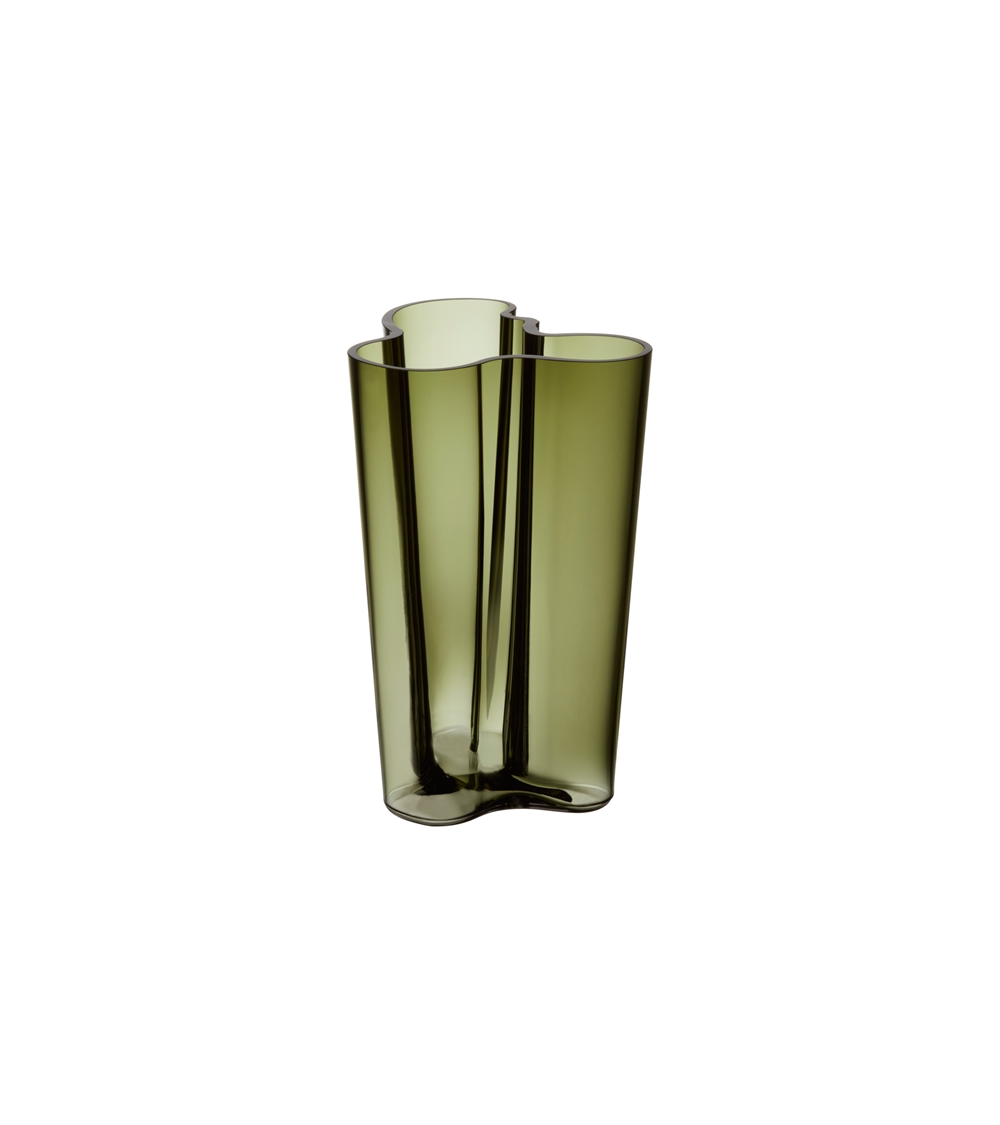 Glass vase 251mm by iittala. Alvar Aalto design.