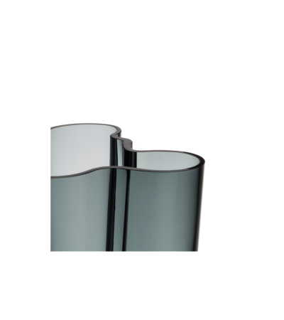 Glass vase 251mm by iittala. Alvar Aalto design.